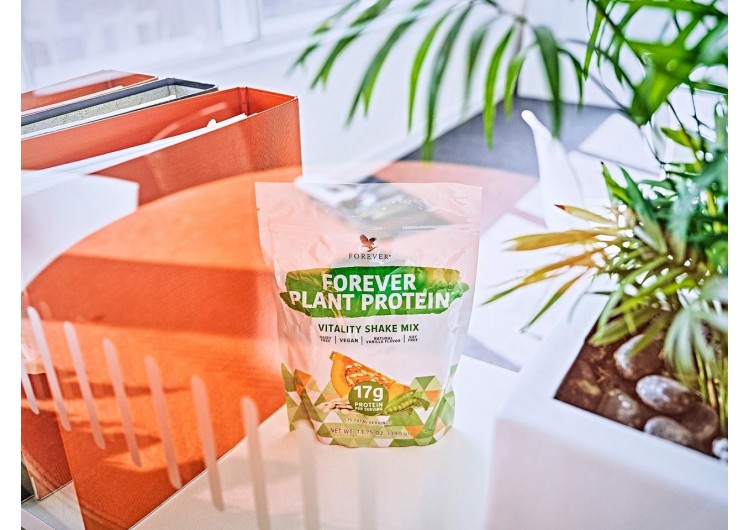 LA FONTE PROTEICA VEGETALE PERFETTA : FOREVER PLANT PROTEIN™